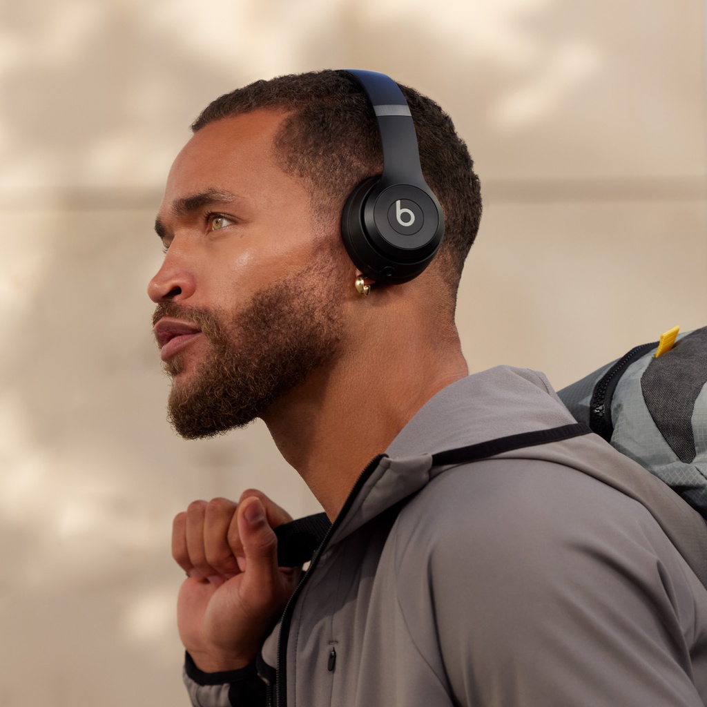 Beats Solo 4 - Wireless On-Ear Bluetooth Headphones MUW23