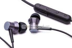 1More Piston Fit Bluetooth In-Ear Headphones